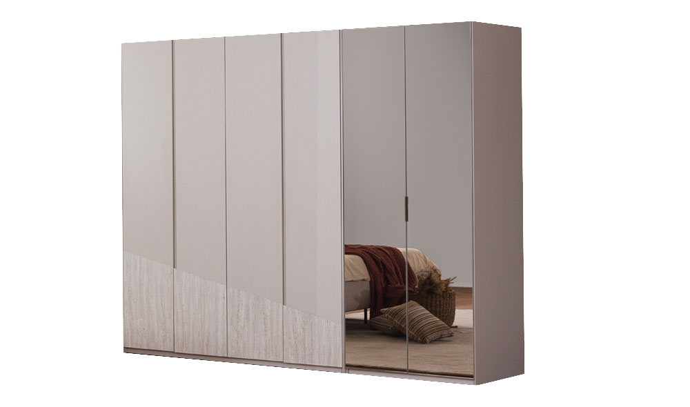 RAMS GİYİNME ODASI